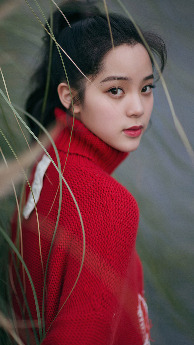 厨房 女孩 写真 日系 苹果手机高清壁纸 640x11