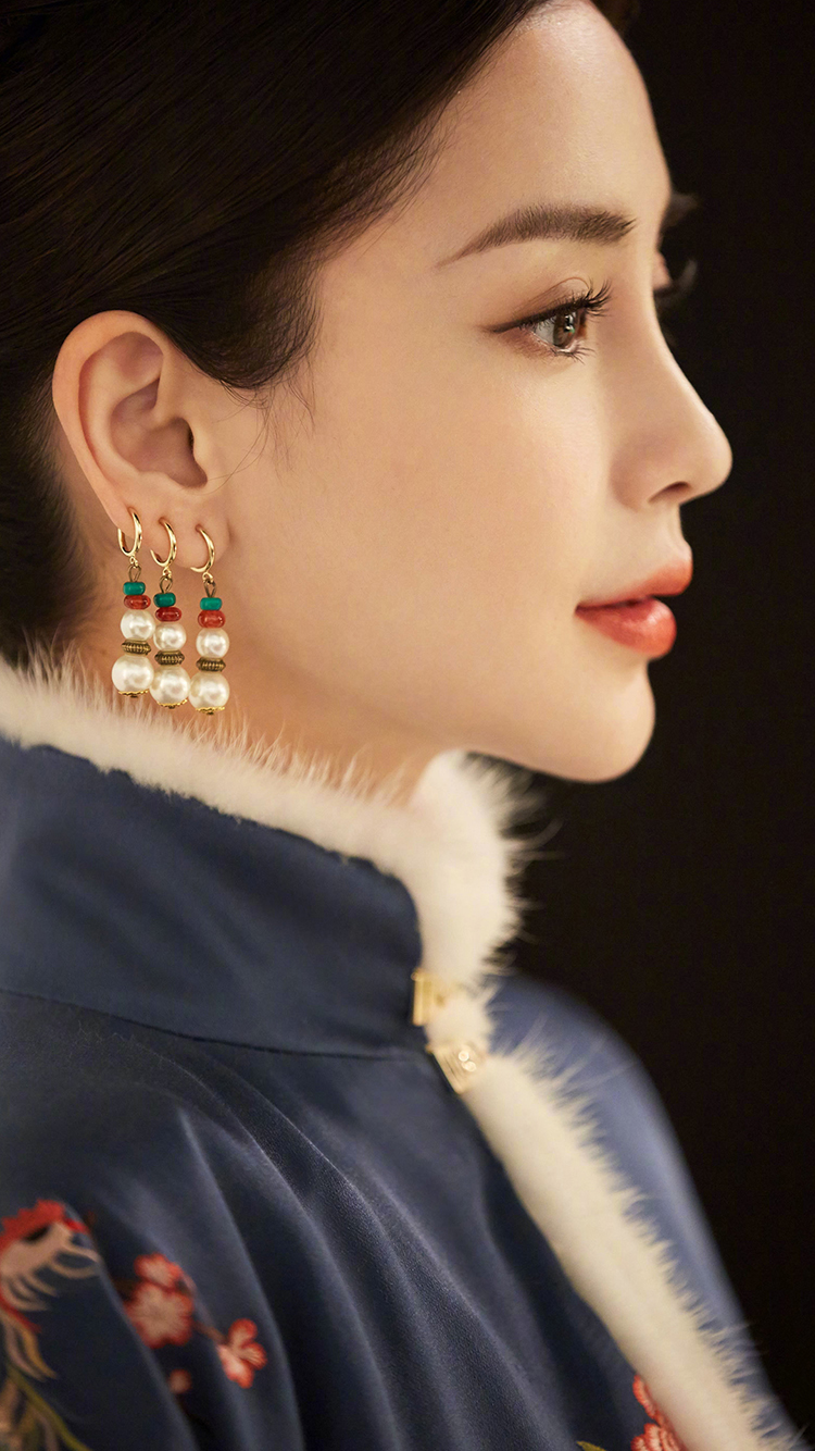 上新了故宫 Angelababy 杨颖 古装 侧颜 苹果手